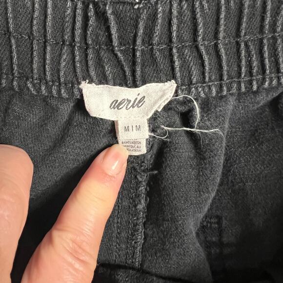Aerie black denim distressed shorts size medium - Picture 4 of 9